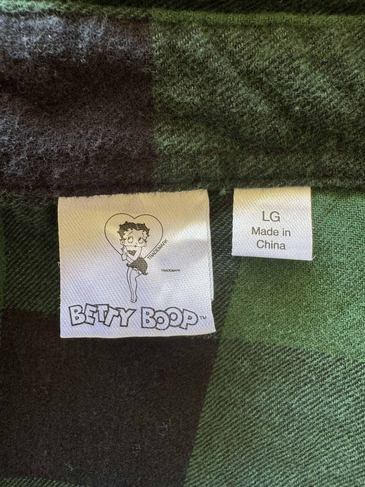 Other Betty Boop women’s L button up hunter green flannel checker Size L / US 10 / IT 46 - 7 Thumbnail