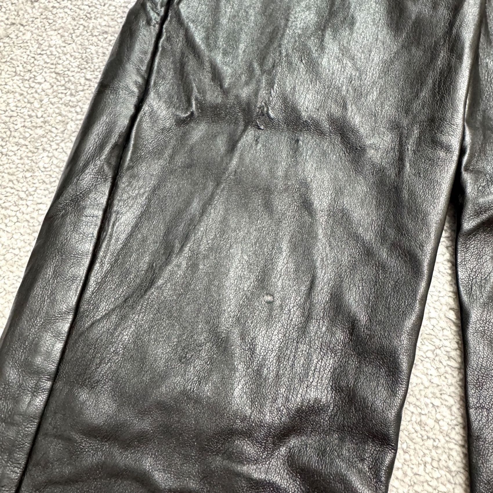 Vintage VINTAGE Wilfred Command Faux Vegan Leather Ankle Pants Womens 0 Black High Rise Straight Pants Mens? Size 25" / US 0 / IT 36 - 7 Thumbnail