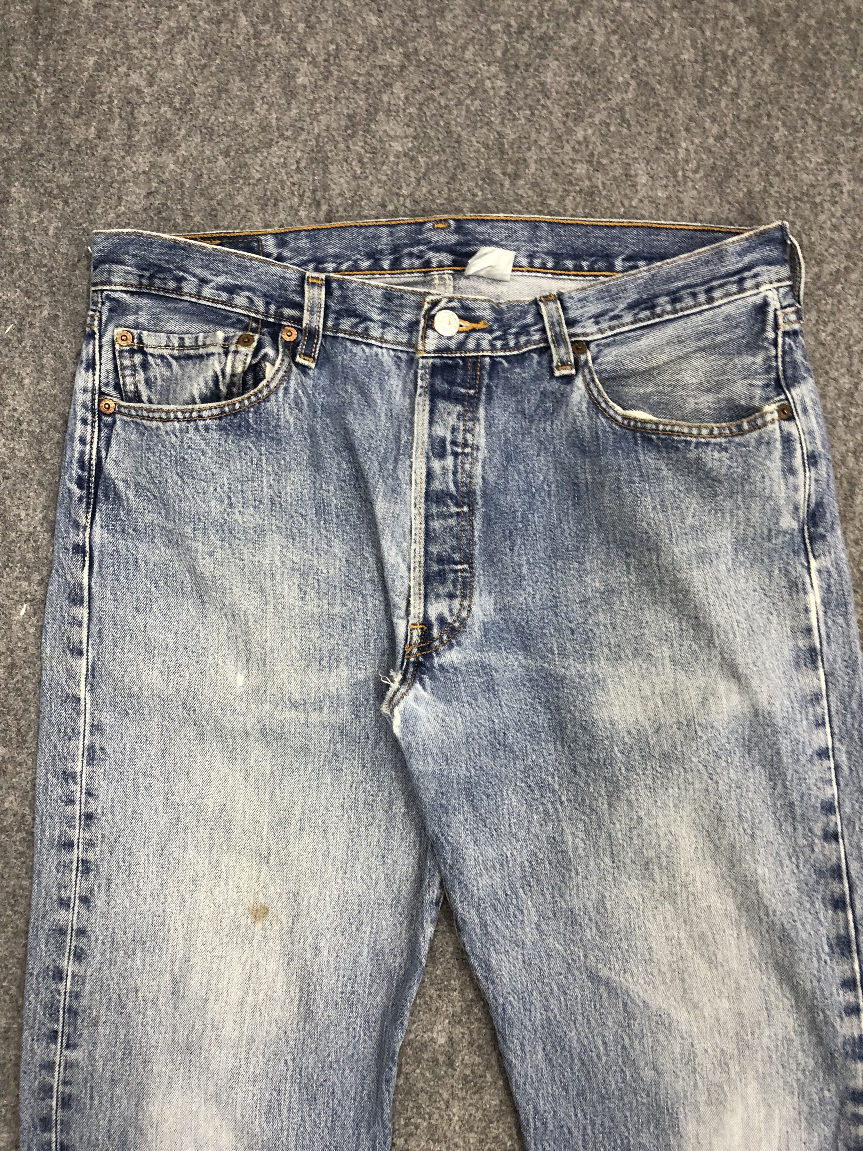 Levi's × Vintage Vintage 90s Levis 501 Light Wash Jeans DP0978 Size US 36 / EU 52 - 2 Thumbnail