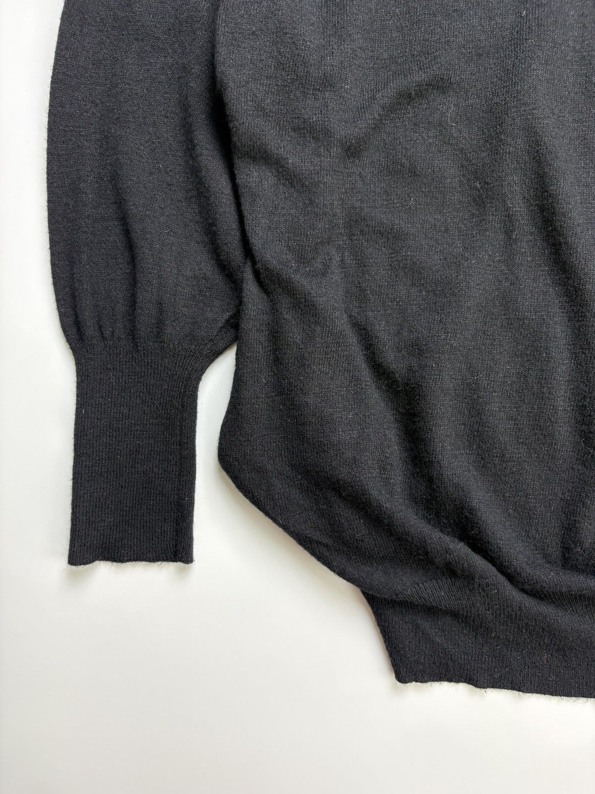 Alexander McQueen Archive Alexander Mcqueen Cashmere Off Shoulder Knitwear Size S / US 4 / IT 40 - 4 Thumbnail