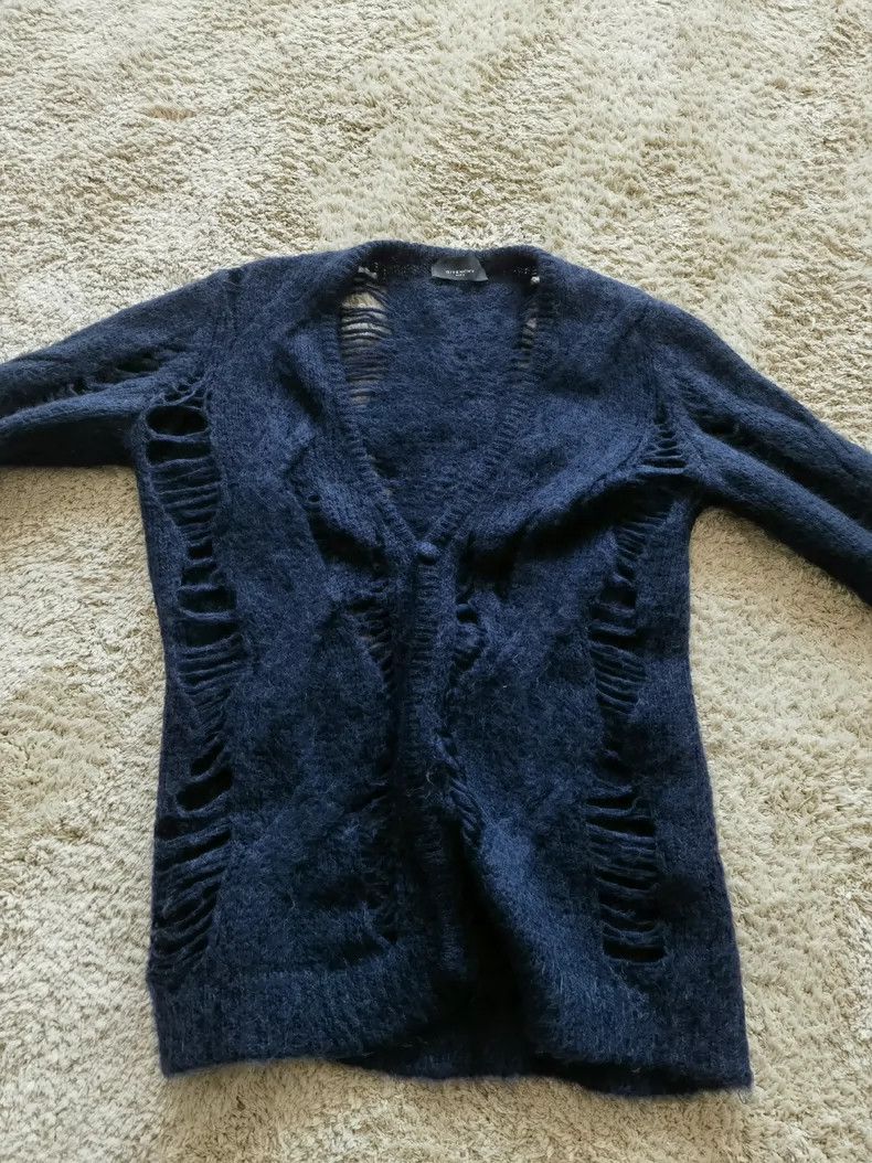 Givenchy Givenchy Runway Hollow-out Cardigan Sweater Size US L / EU 52-54 / 3 - 1 Thumbnail