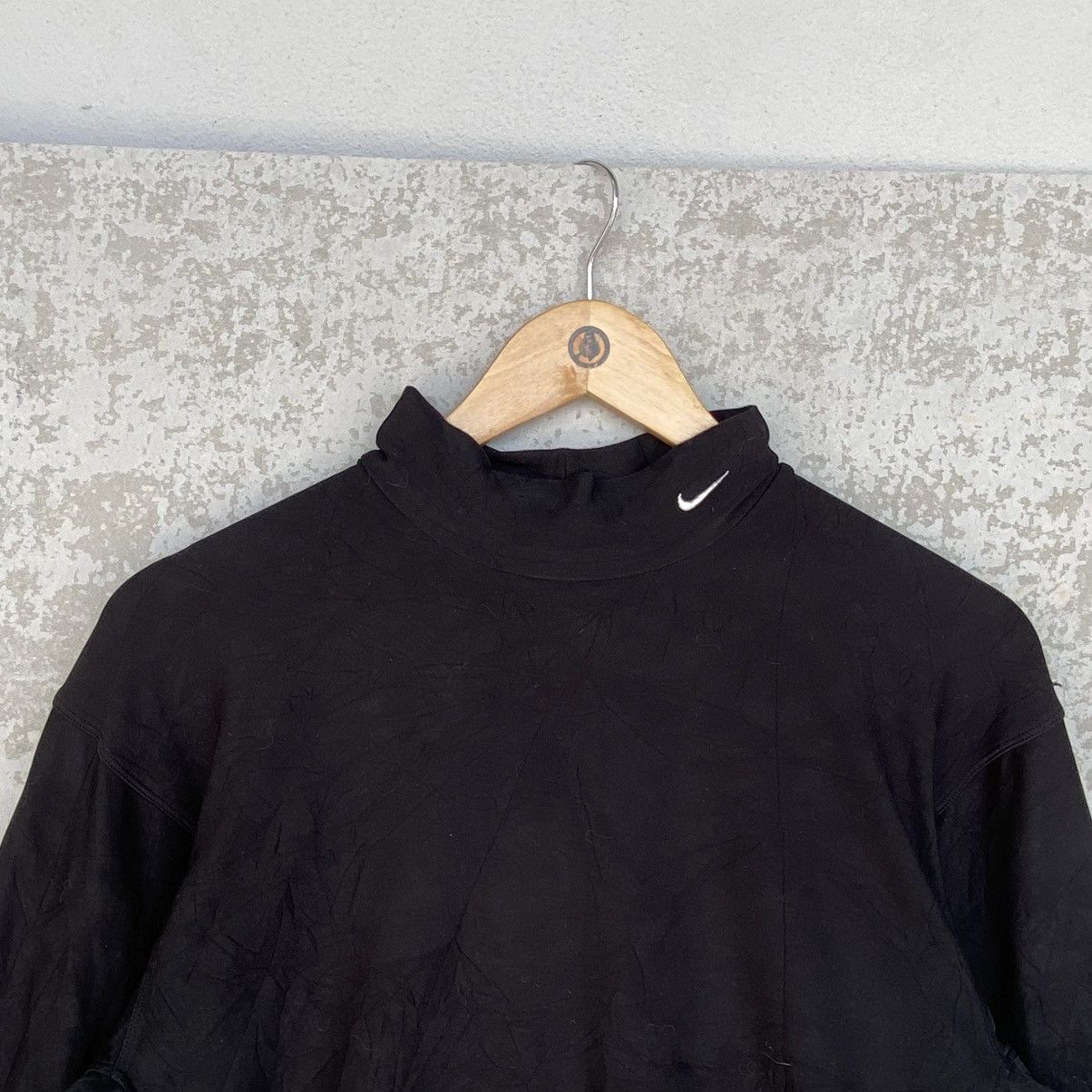 Other Vintage Nike Small Embroidered Crewneck Sweatshirt Black Size US M / EU 48-50 / 2 - 4 Thumbnail