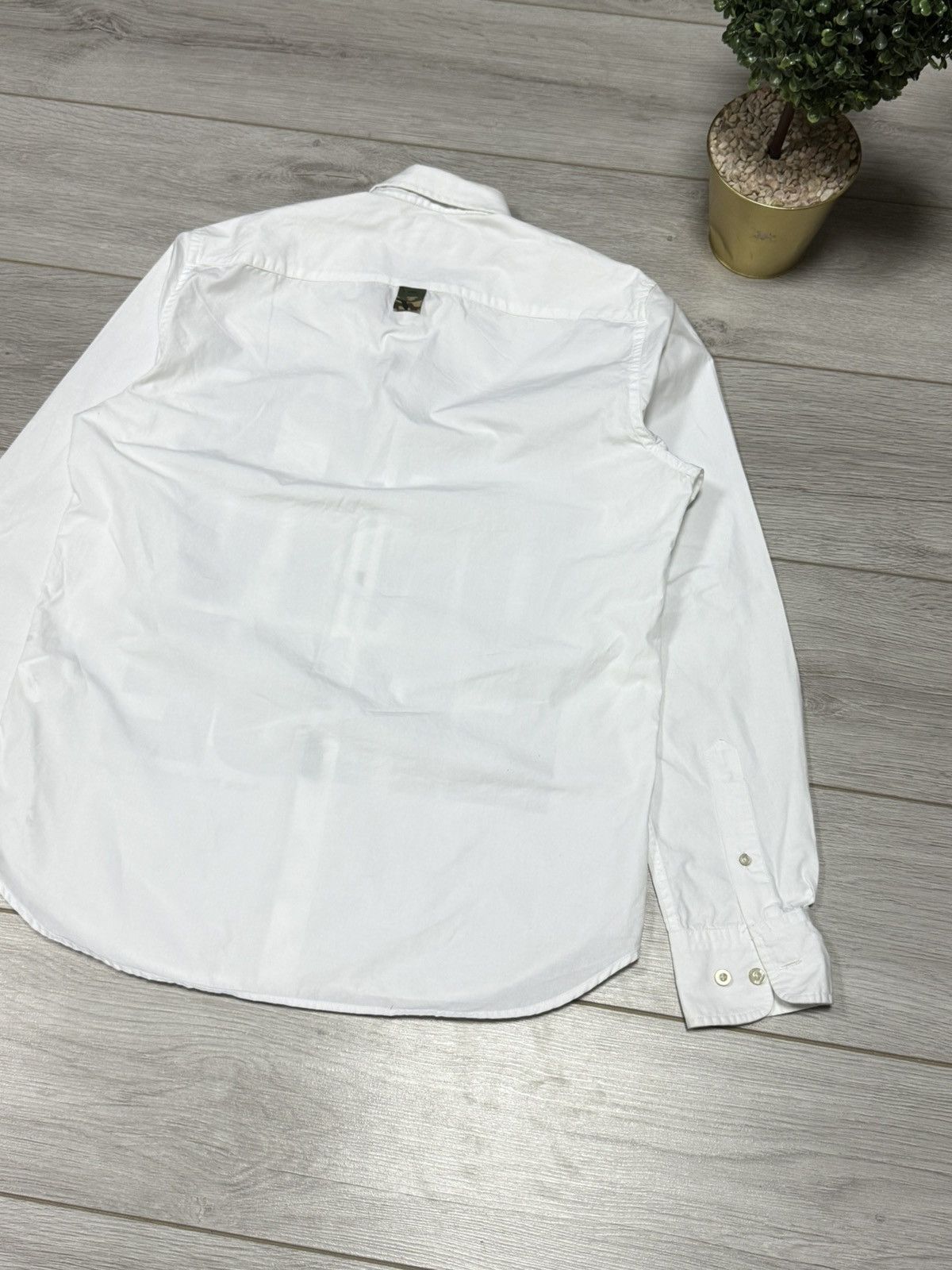 Aape Aape by Bape white and camo button up universe Size US L / EU 52-54 / 3 - 12 Thumbnail