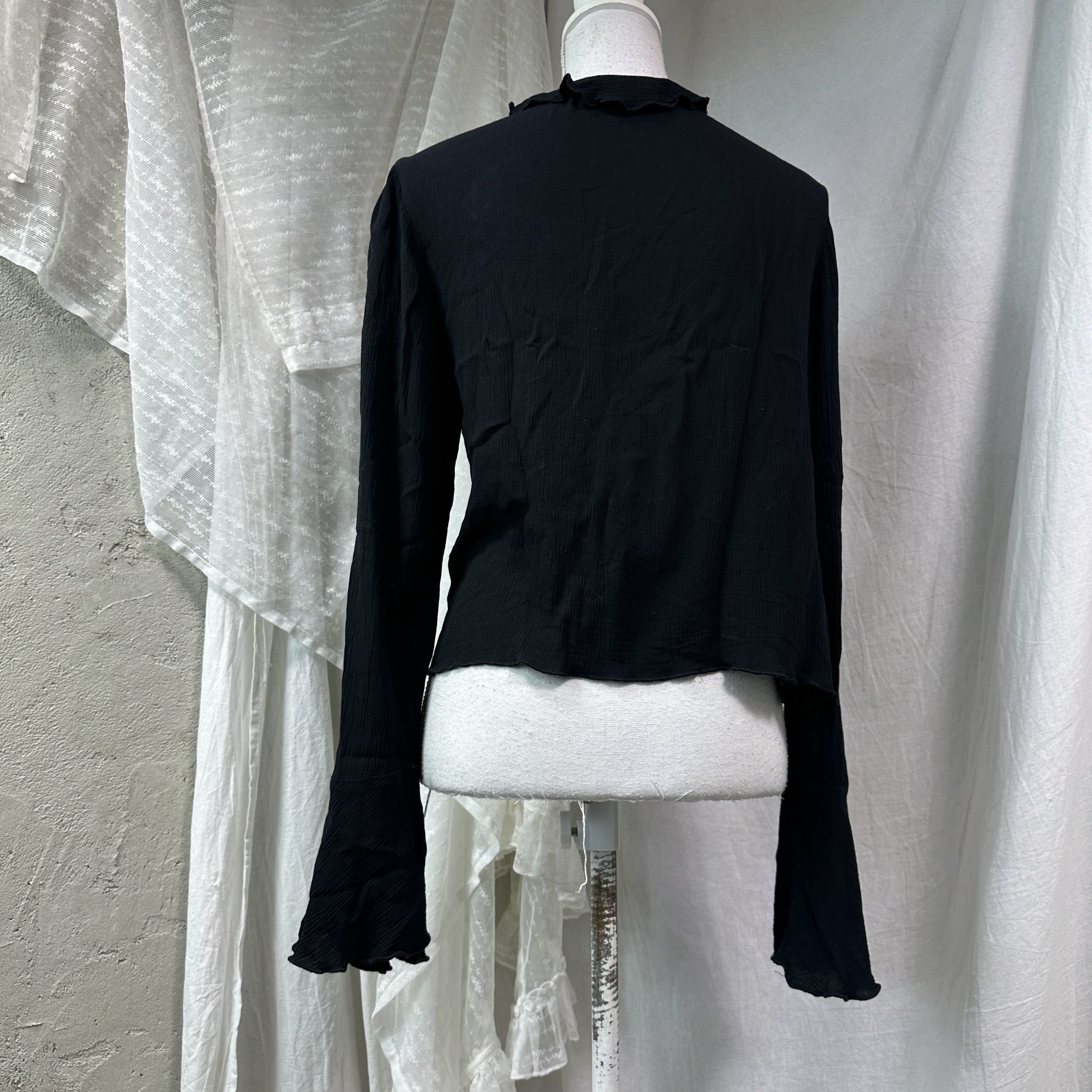 Vintage Vintage Pleated Flared Sleeves Gothic Romantic Shirt Size M / US 6-8 / IT 42-44 - 4 Thumbnail