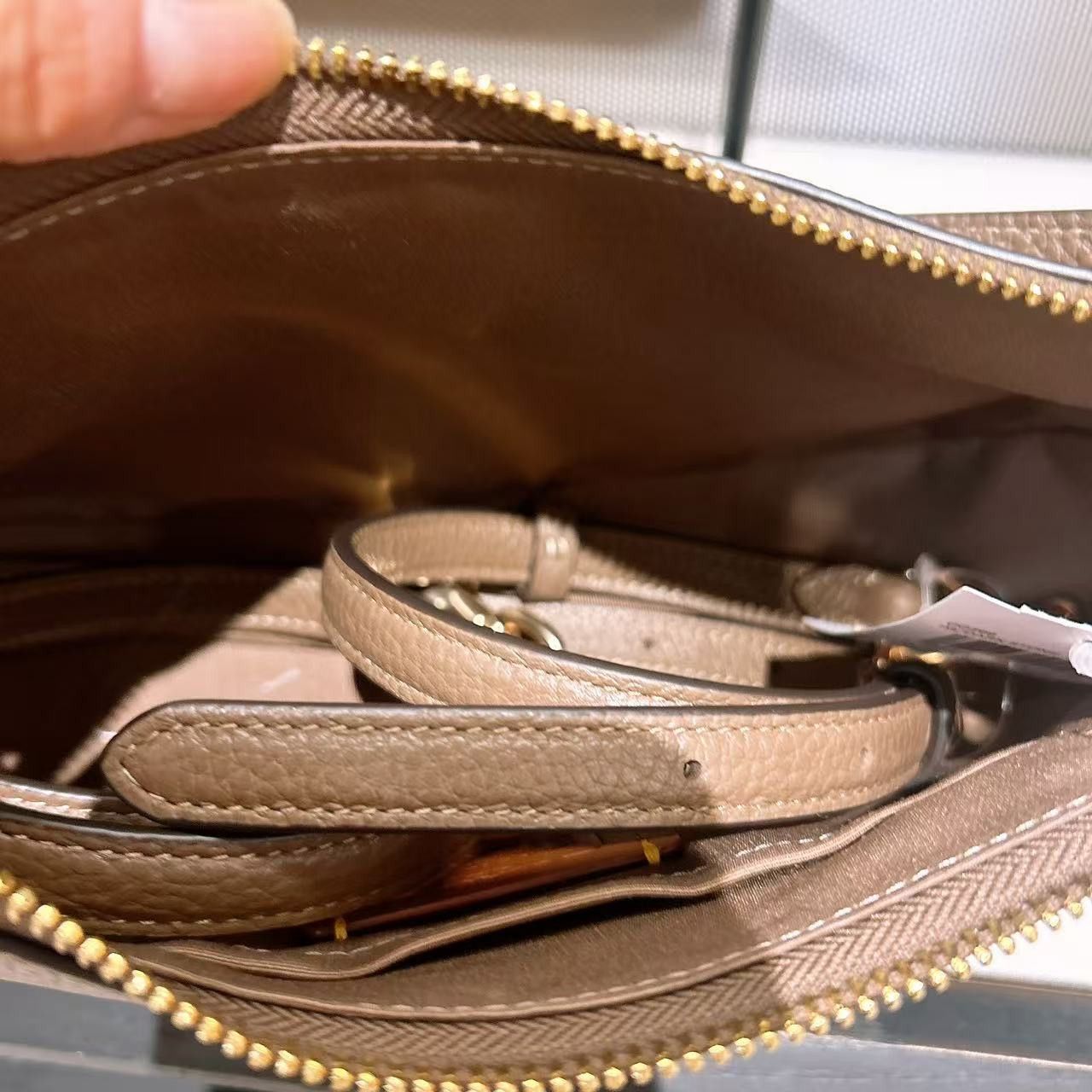 Coach Teri Shoulder Bag With Rivets CCZ99 Size ONE SIZE - 5 Thumbnail