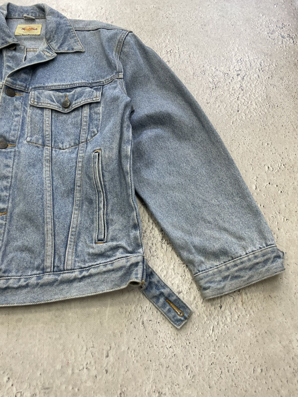 Hard Rock Cafe Rare 90s hard rock cafe Singapore trucker jacket y2k Size US S / EU 44-46 / 1 - 4 Thumbnail