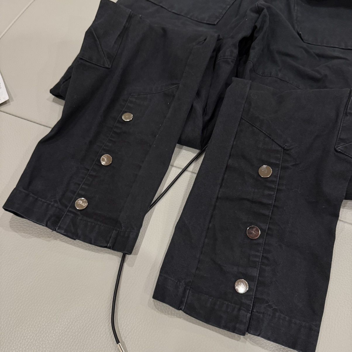 Richie Le Collection Richie Le Cargo Pants 1.0 size Medium black Used Size US 32 / EU 48 - 5 Thumbnail