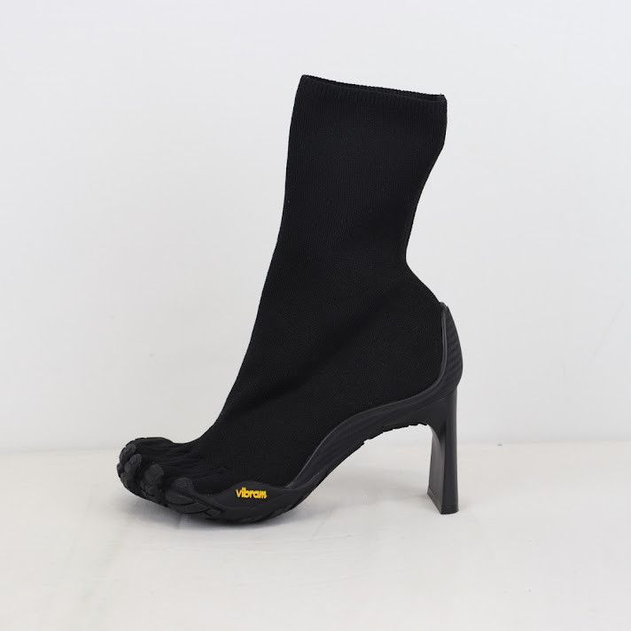 Balenciaga o1rshd1 Monocolor Knit Heeled Toe Boots in Black Size US 5 / IT 35 - 5 Thumbnail