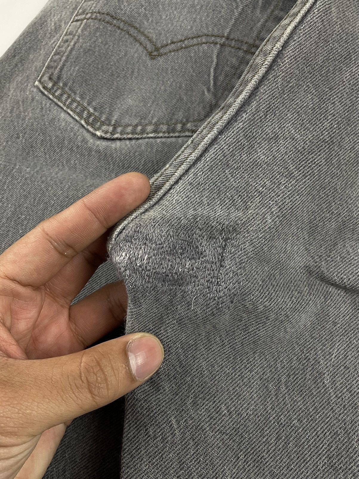 Vetements Vetements x Levis Embroidered Logo Size US 34 / EU 50 - 6 Thumbnail