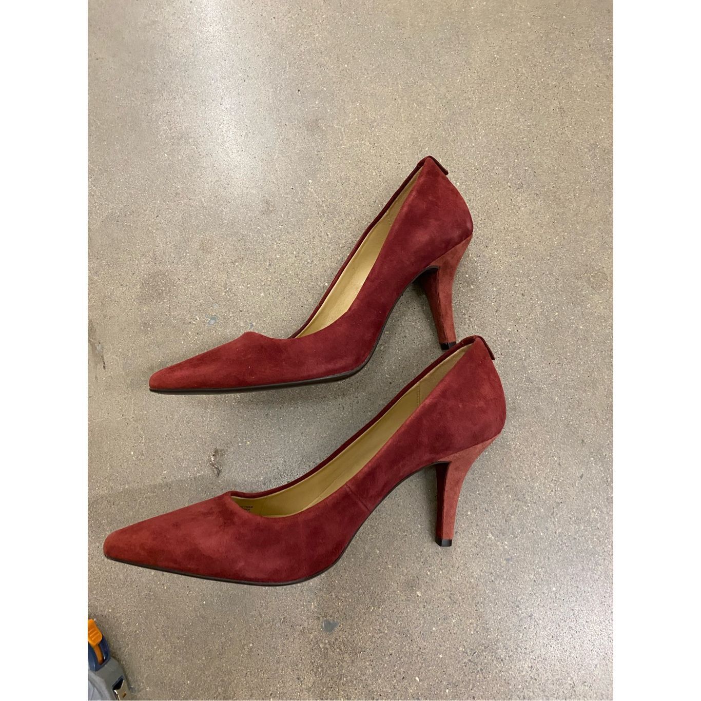 Michael Kors Michael Kors Leather/Suede Red Maroon Pumps Dorothy Berry He Size US 6.5 / IT 36.5 - 4 Thumbnail