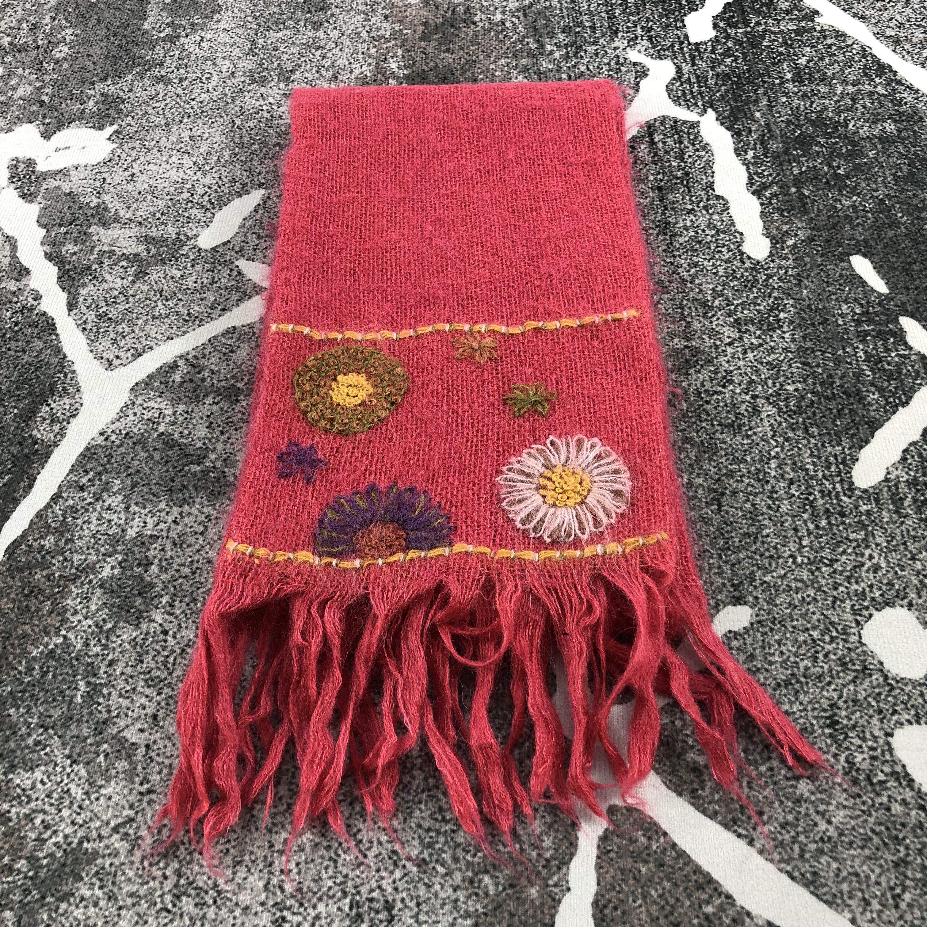 Japanese Brand Elle Lumiere Floral Mohair Scarf Muffler V591 Size ONE SIZE - 2 Thumbnail