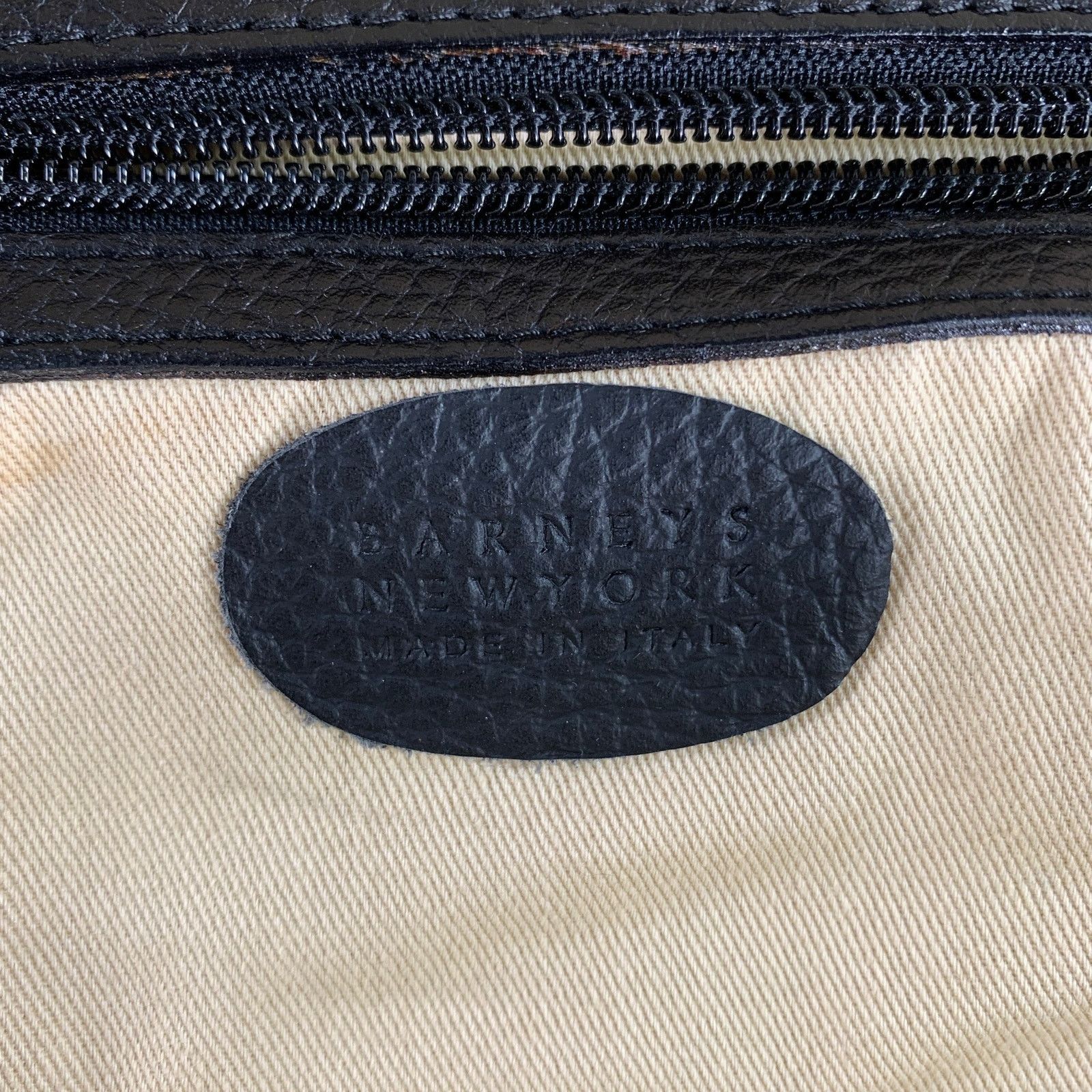Barneys New York BARNEYS NEW YORK Black Gold Crackled Leather Duffle Bags Size ONE SIZE - 10 Thumbnail