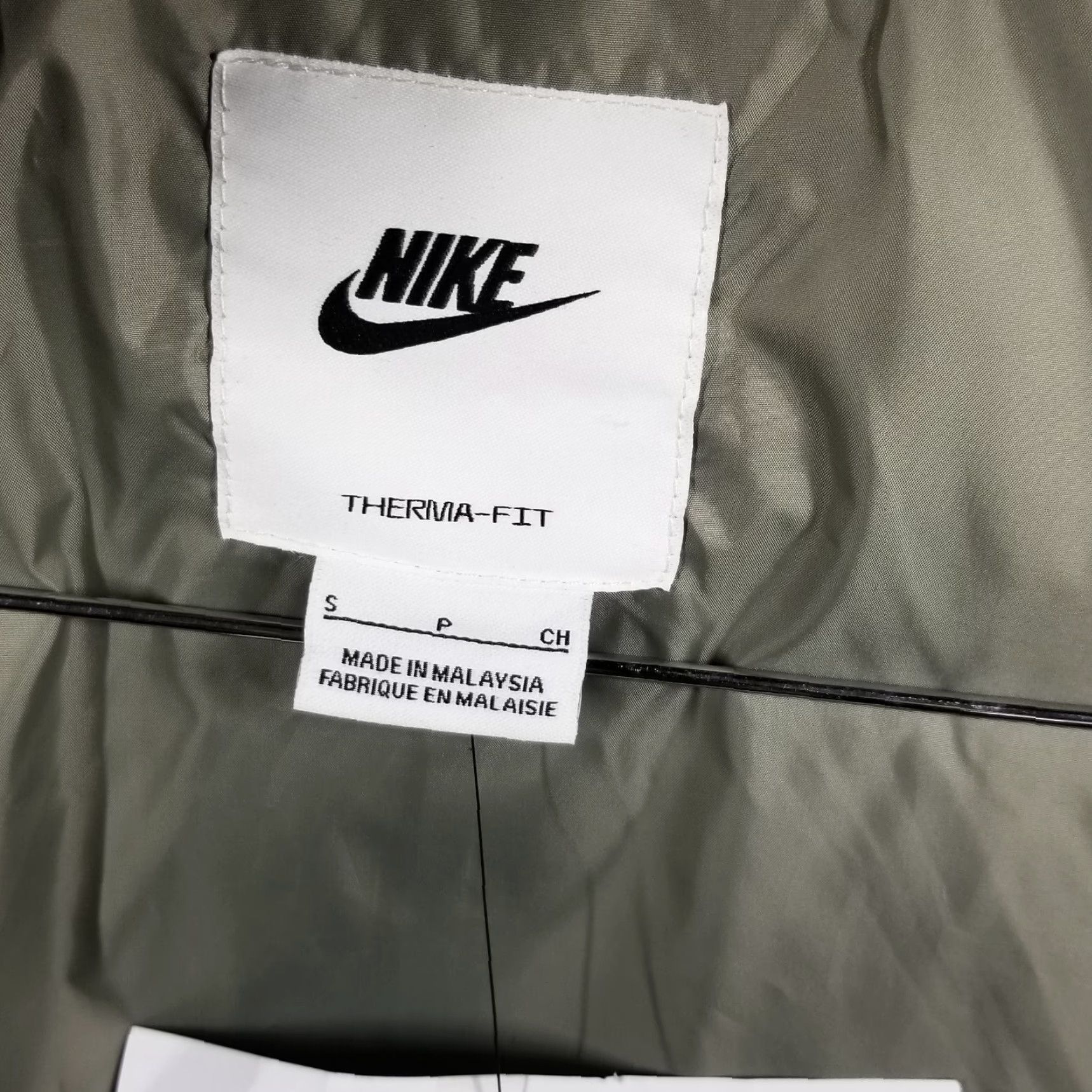 Nike Nike Sportswear Classic Women's Small Therma-FIT Puffer Jacket NEW FV7941 Size S / US 4 / IT 40 - 3 Thumbnail
