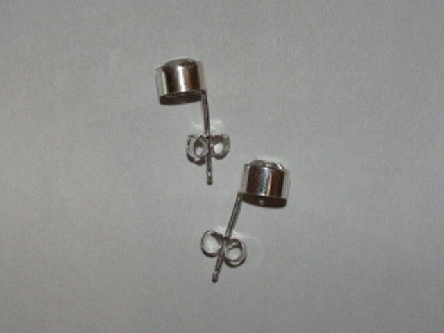 Designer Sterling Rock Crystal Bezel Set Earrings Birthstone April Size ONE SIZE - 3 Thumbnail