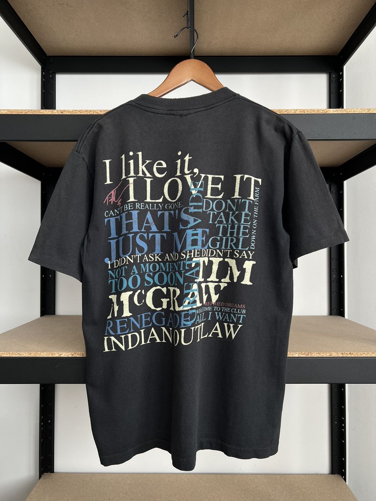 Band Tees Vintage 1995 Tim McGraw Сountry Music Faded Black T-shirt Size US L / EU 52-54 / 3 - 4 Thumbnail