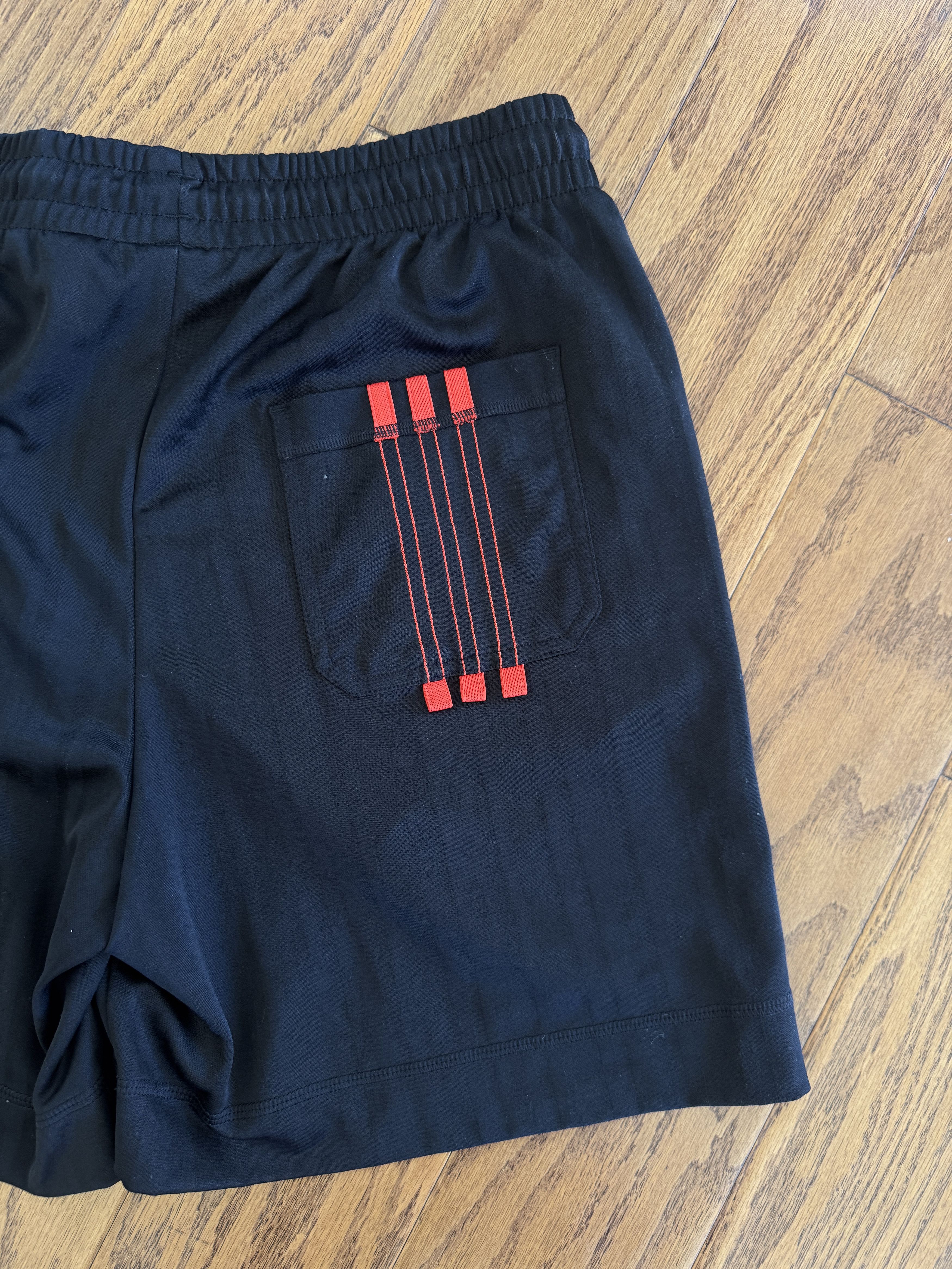 Adidas × Alexander Wang Adidas x Alexander Wang shorts Size US 34 / EU 50 - 4 Thumbnail