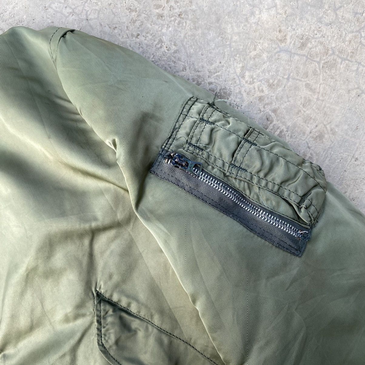 Alpha Industries Vintage ALPHA INDUSTRIES MA-1 Tomcat Bomber Jacket Size US M / EU 48-50 / 2 - 7 Thumbnail