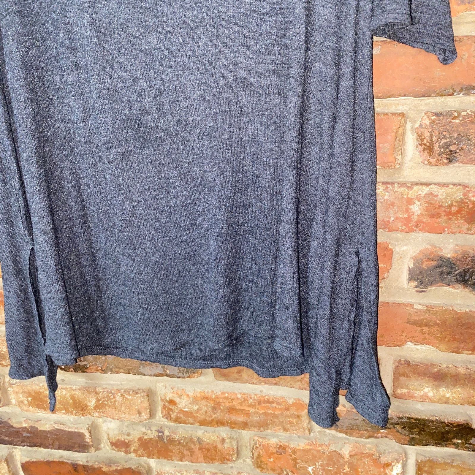 Other H by Bordeaux Gray Short Sleeve Asymmetrical Hem Top Medium Size M / US 6-8 / IT 42-44 - 3 Thumbnail