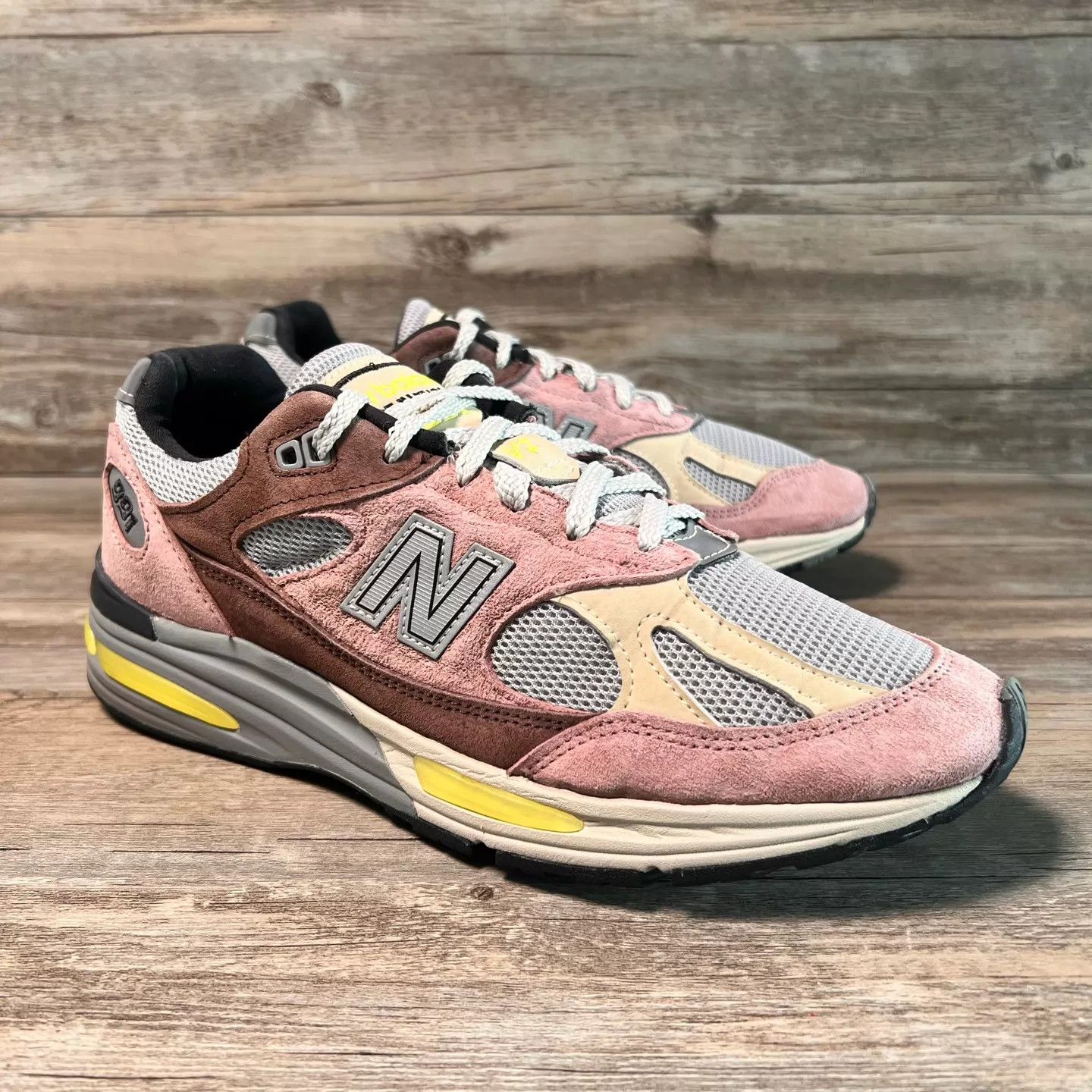 New Balance New Balance 991 V2 U991MG2 Rust & Gray Pink 42.5 Size US 9 / EU 42 - 2 Thumbnail