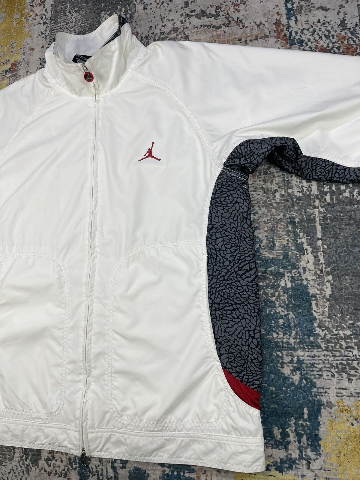 Jordan Brand Vintage Y2k Air Jordan Retro III Jackets Size US XL / EU 56 / 4 - 9 Thumbnail