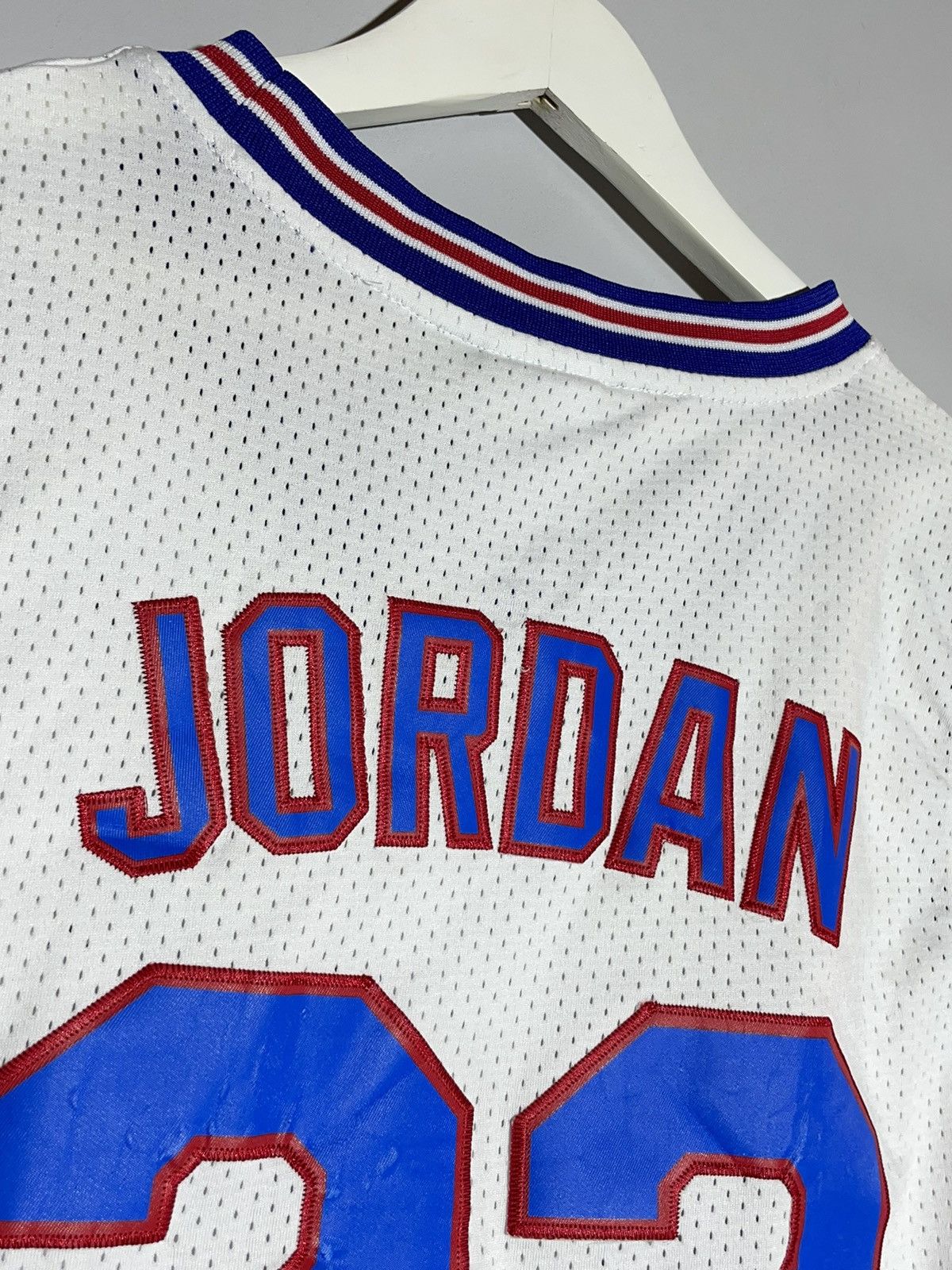 Champion #23 Jordan Champion Tune Squad Vintage Y2k Basketball Jersey Size US XXL / EU 58 / 5 - 10 Thumbnail