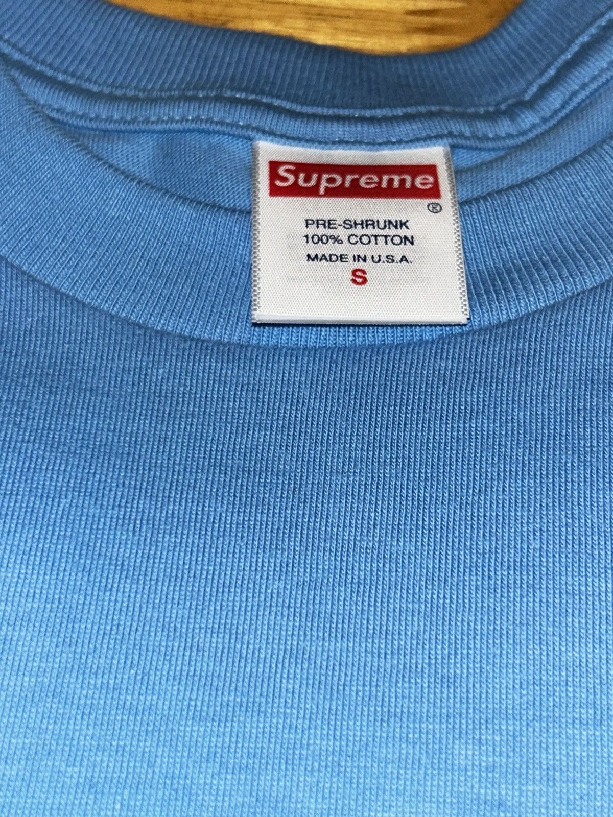Supreme Supreme Pinline Logo Tee Shirt Bright Blue SS24 Size Small Size US S / EU 44-46 / 1 - 3 Thumbnail