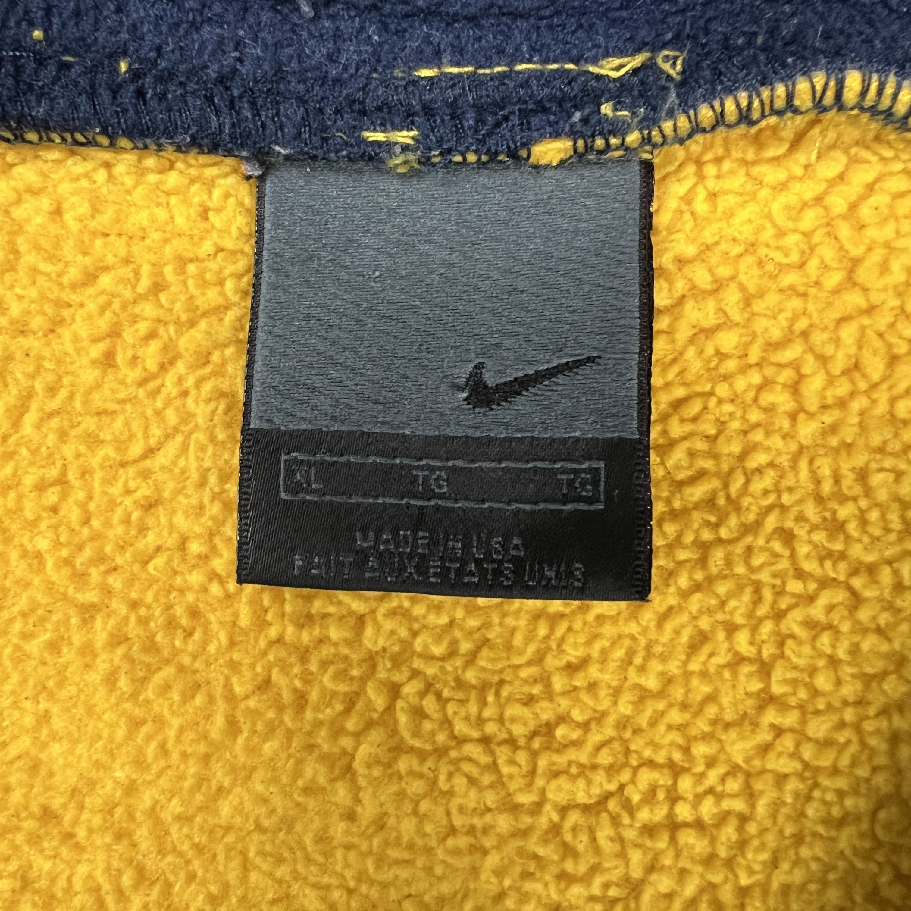 Nike Vintage Nike Sportswear Fleece Swoosh 1/4 Zip USA Pullover Size US XL / EU 56 / 4 - 9 Thumbnail