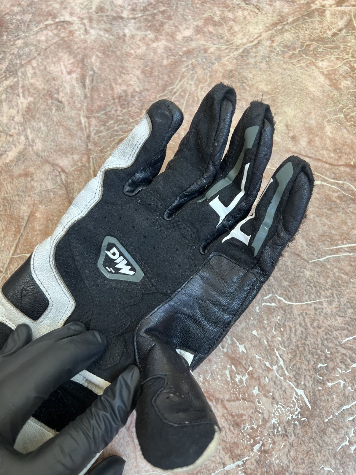 Dainese Vintage Y2K Dainese punk rock biker moto gloves leather
