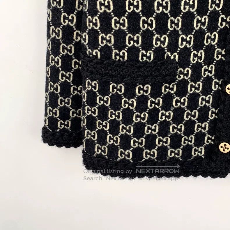 Gucci gucci Black logo jacquard full-print wool V-neck single-br Size XS / US 0-2 / IT 36-38 - 4 Thumbnail