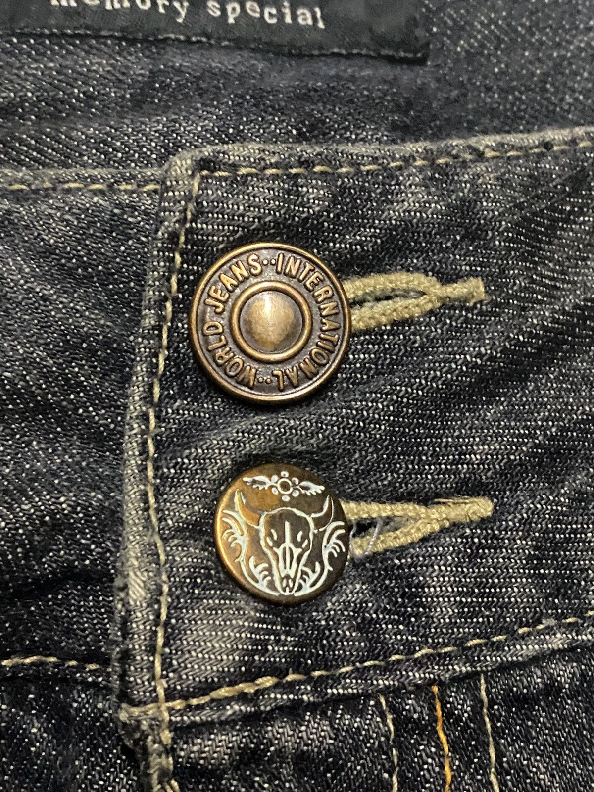 Japanese Brand Japanese Brand Memory Buckle Back Baggy Evisu Style Jeans Size US 35 - 14 Thumbnail