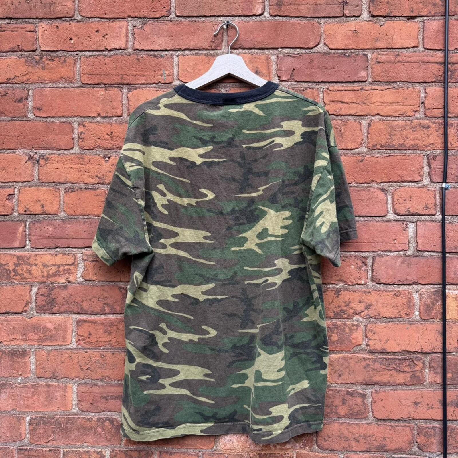 AAA Vintage John cena you can’t see me camo t shirt 00s XL Size US XL / EU 56 / 4 - 4 Thumbnail