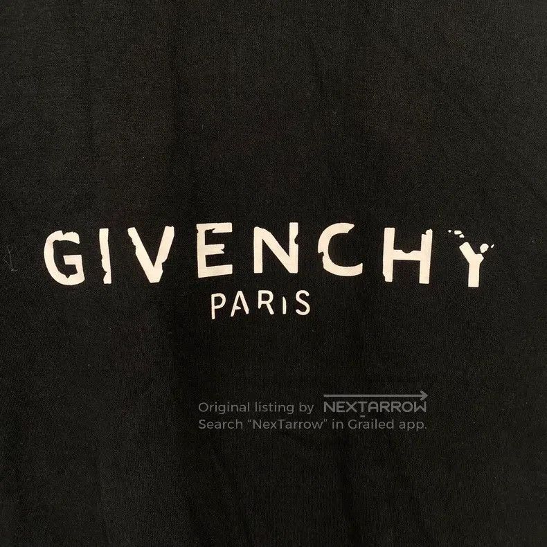 Givenchy Givenchy Distressed Letter Short Sleeve Size US XS / EU 42 / 0 - 5 Thumbnail