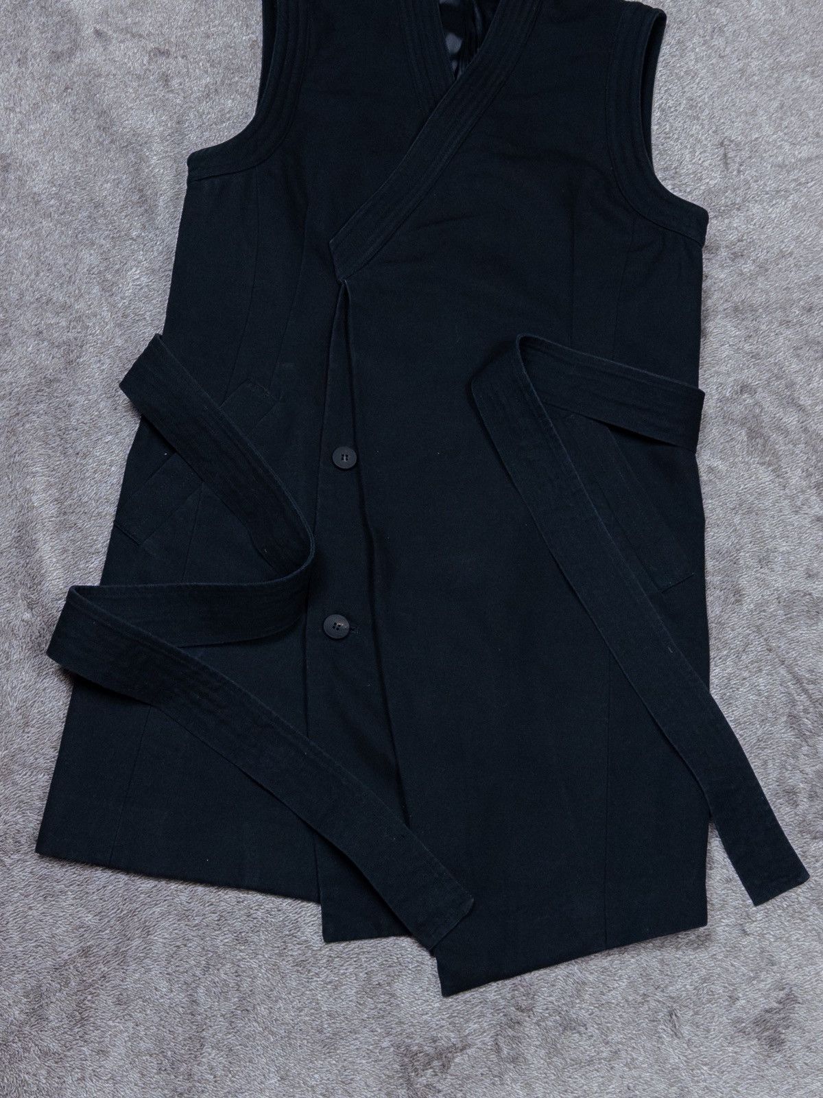 D.Gnak By Kang.D D.Gnak By Kang.D Black Cotton Sleeveless Dark Jacket Size 48 Size US M / EU 48-50 / 2 - 3 Thumbnail