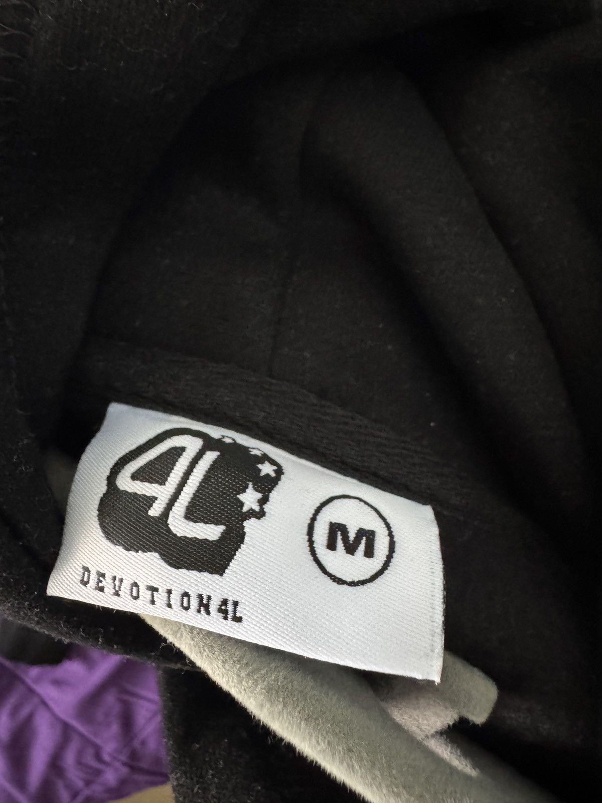 Other Devotion4l Blavk and Yellow Hoodie Size US M / EU 48-50 / 2 - 3 Thumbnail