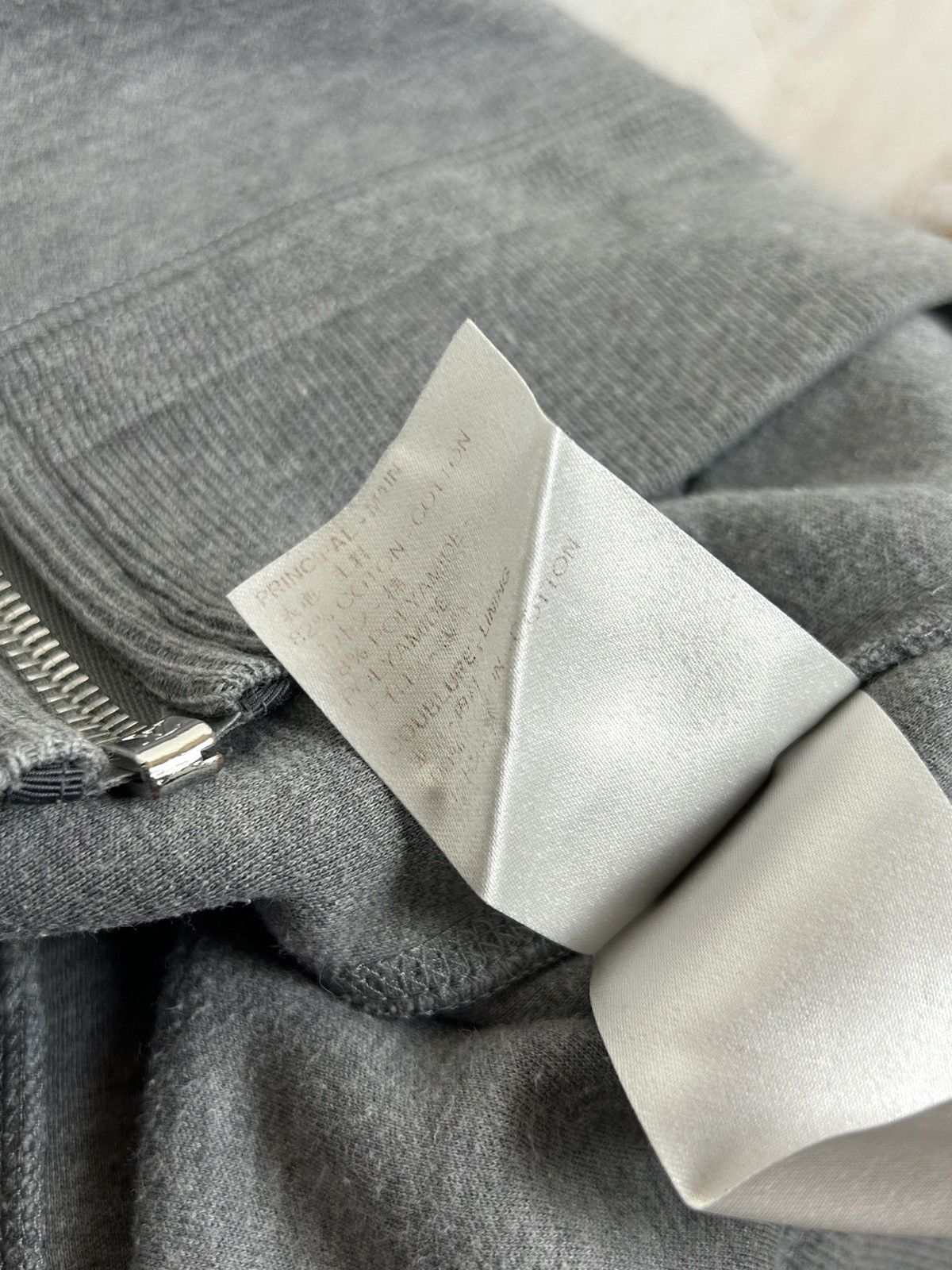 Louis Vuitton Louis Vuitton Logo Zippered Zip Hoodie Grey XL Size US XL / EU 56 / 4 - 14 Thumbnail