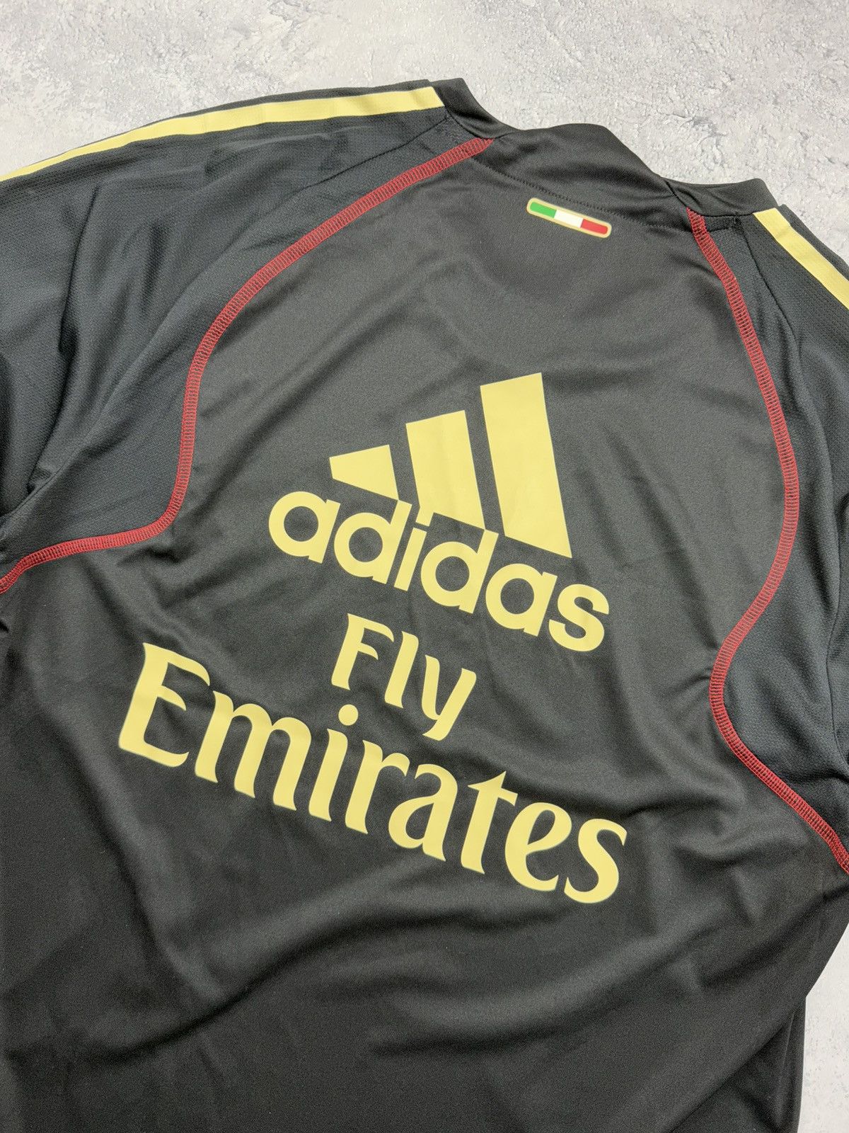 Adidas Vintage Adidas AC Milan Training Top Long Sleeve Jersey Size US L / EU 52-54 / 3 - 21 Thumbnail