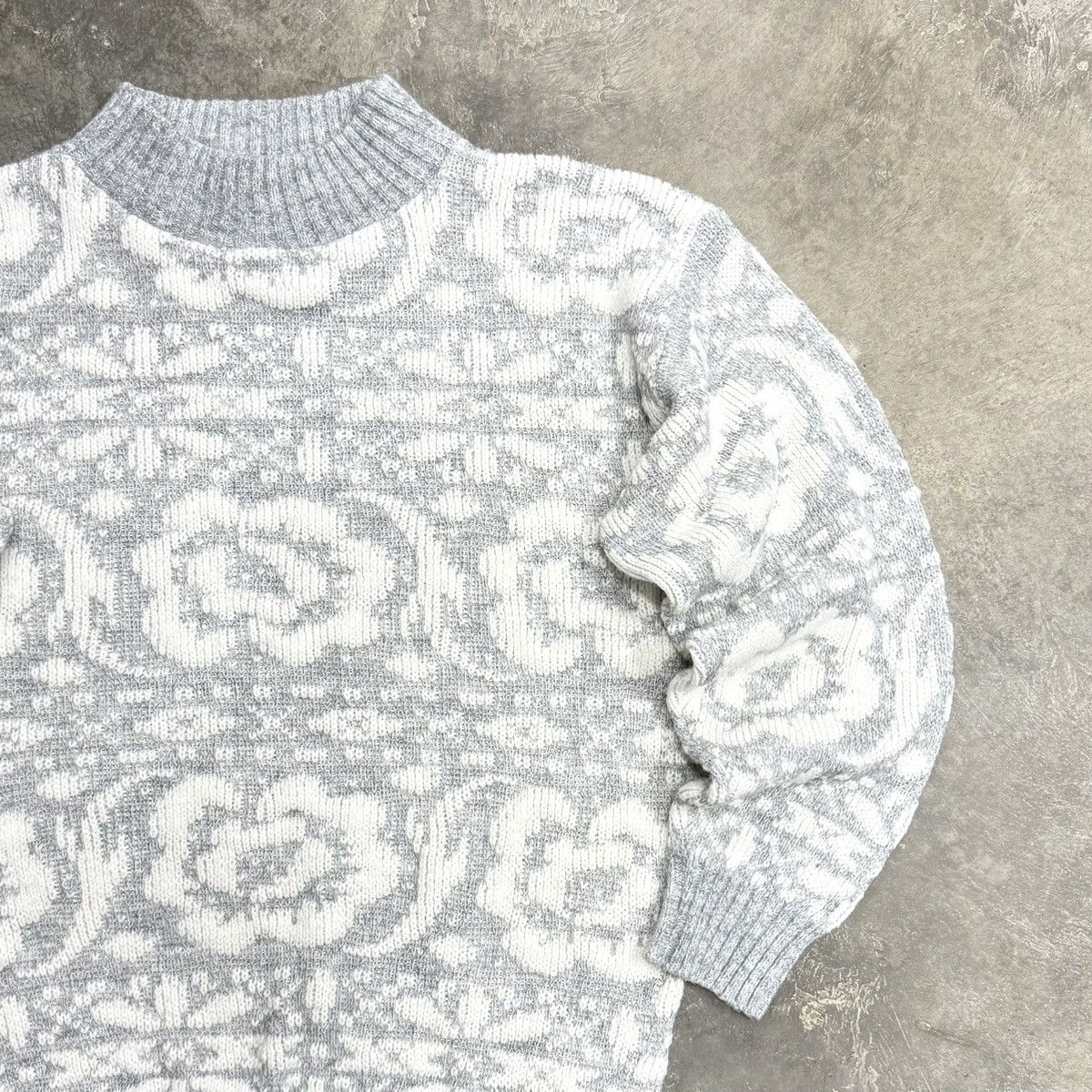 Vintage Vintage 90s Jolie Raised Floral Knit Sweater Textured USA Size US M / EU 48-50 / 2 - 1 Thumbnail