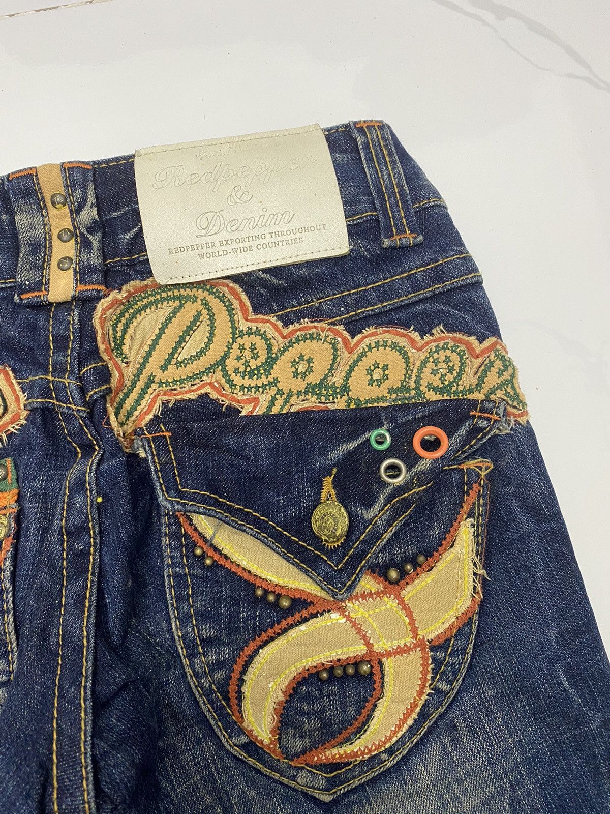 Ed Hardy × Japanese Brand FLARE RED PEPPER DISTRESS DENIM JEANS RARE DESIGN Size 27" / US 4 / IT 40 - 9 Thumbnail