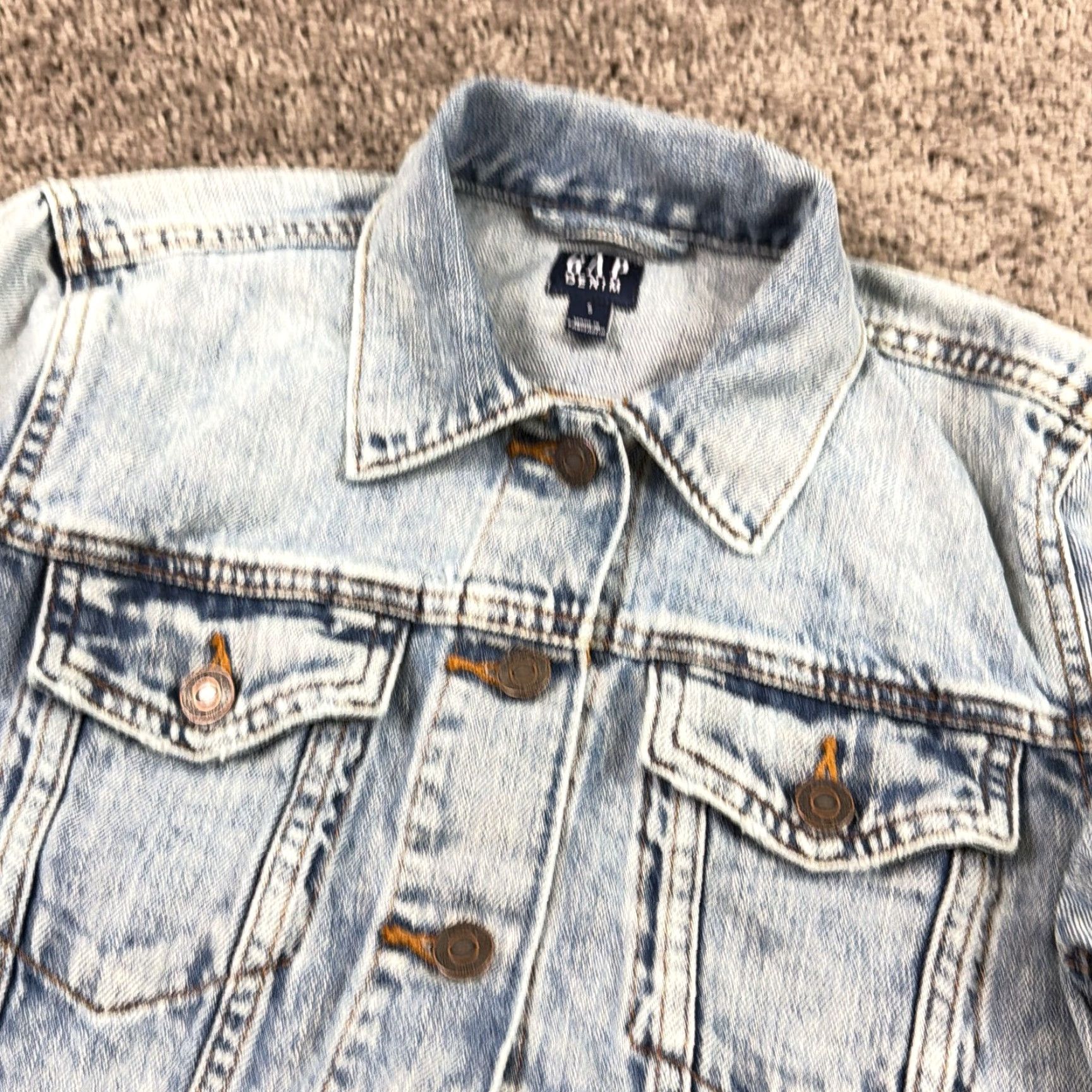 Gap VINTAGE Gap Jacket Womens S Blue Denim Light Wash Trucker 100% Cotton Casual Size S / US 4 / IT 40 - 2 Thumbnail