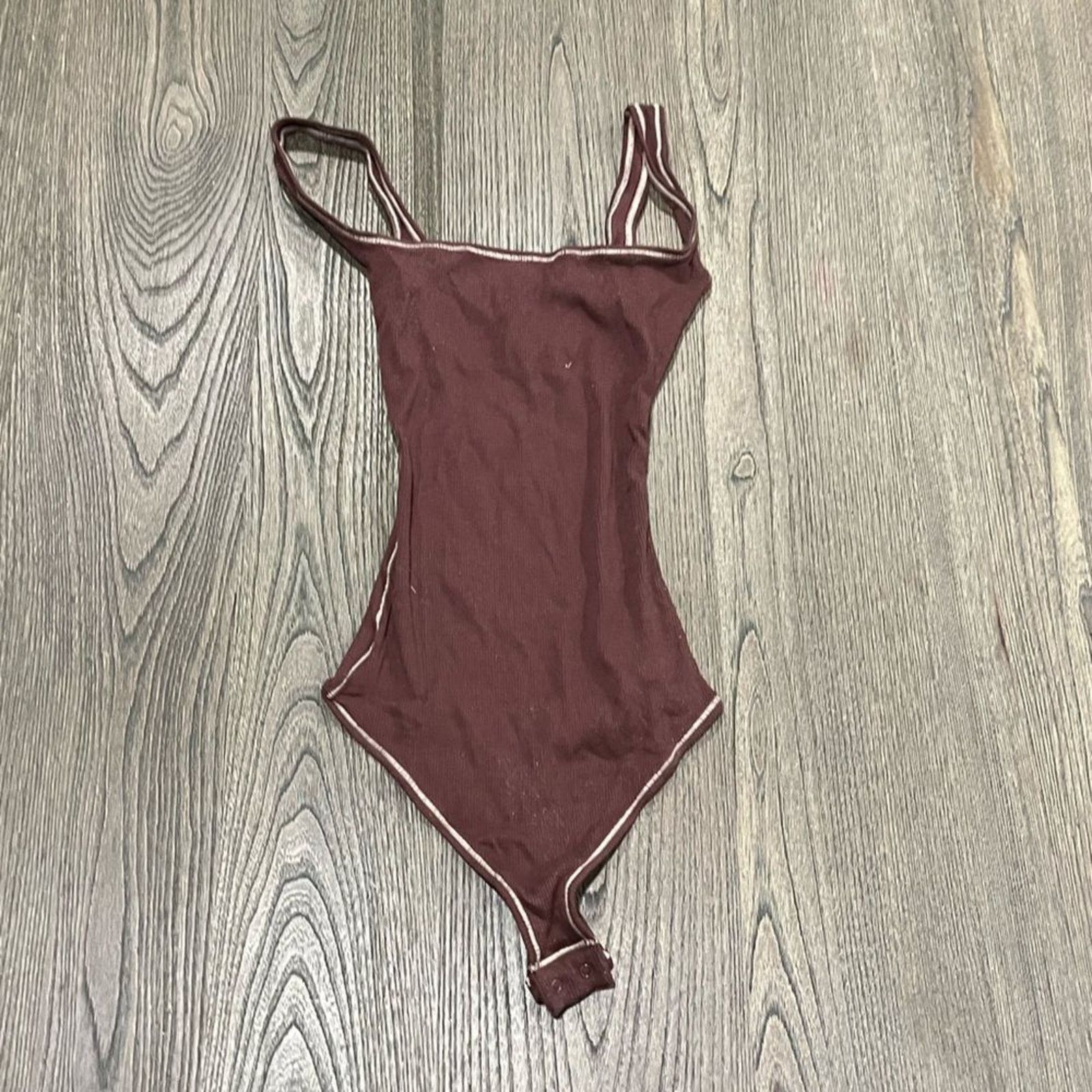 SKIMS NWT Skims Ribbed Stretch Cotton Bodysuit Chocolate Size XXS Size XXS / US 00 / IT 34 - 1 Thumbnail