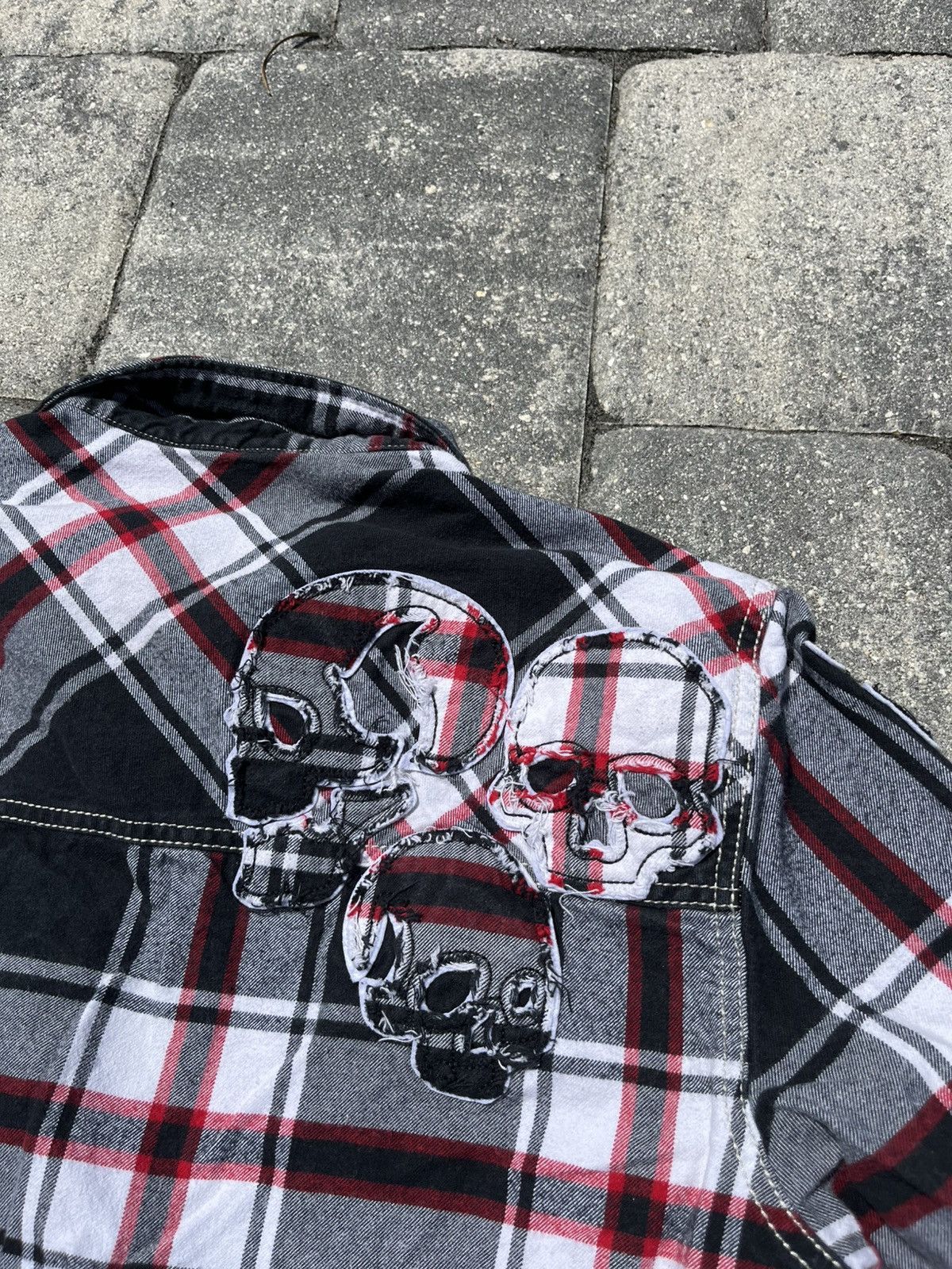 Other × Vintage Vintage Y2K Skater Affliction Skull Long Sleeve Button Up Size US L / EU 52-54 / 3 - 6 Thumbnail