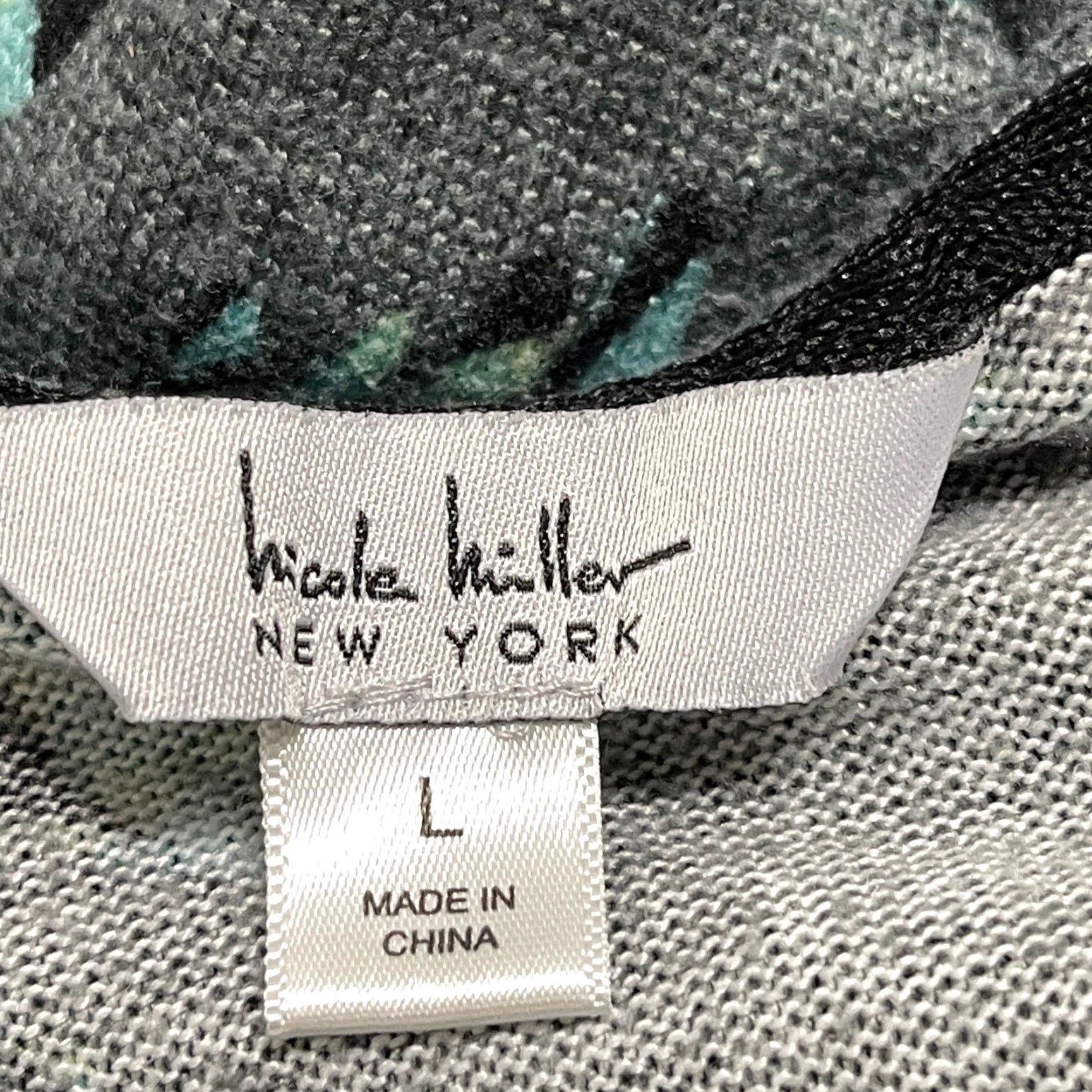 Nicole Miller Nicole Miller New York Shirt Women Size Large Gray Leaf All Over Print Garden Shirt Size L / US 10 / IT 46 - 5 Thumbnail