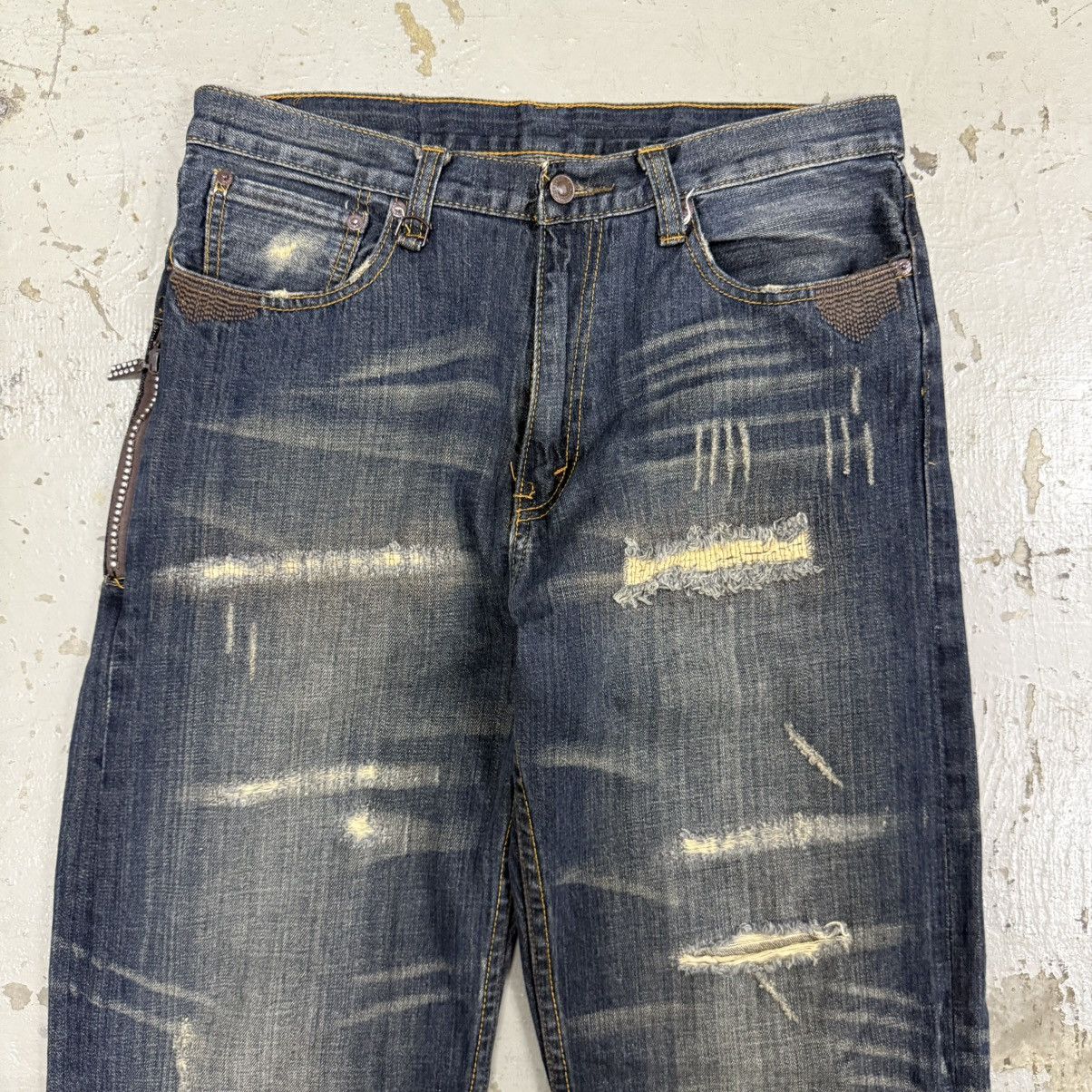 Levi's Vintage Levis Fenom Fragment Design Distressed Denim Size US 32 / EU 48 - 8 Thumbnail