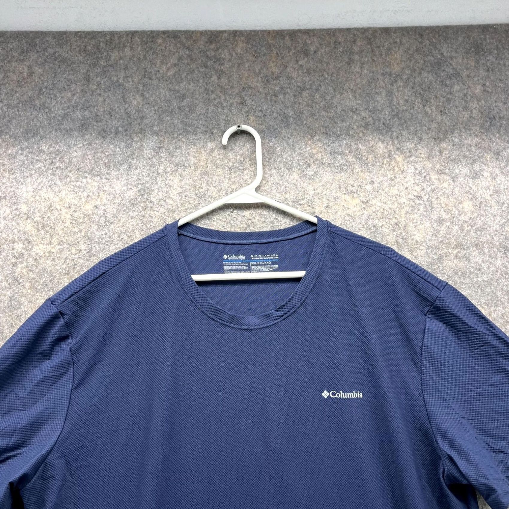 Vintage Columbia Shirt Men XXL Adult Blue Navy Omni Wick Advanced Evaporation Nylon Short Sleeve T-Shirt 2XL Reg Blue Men Size US XXL / EU 58 / 5 - 2 Thumbnail