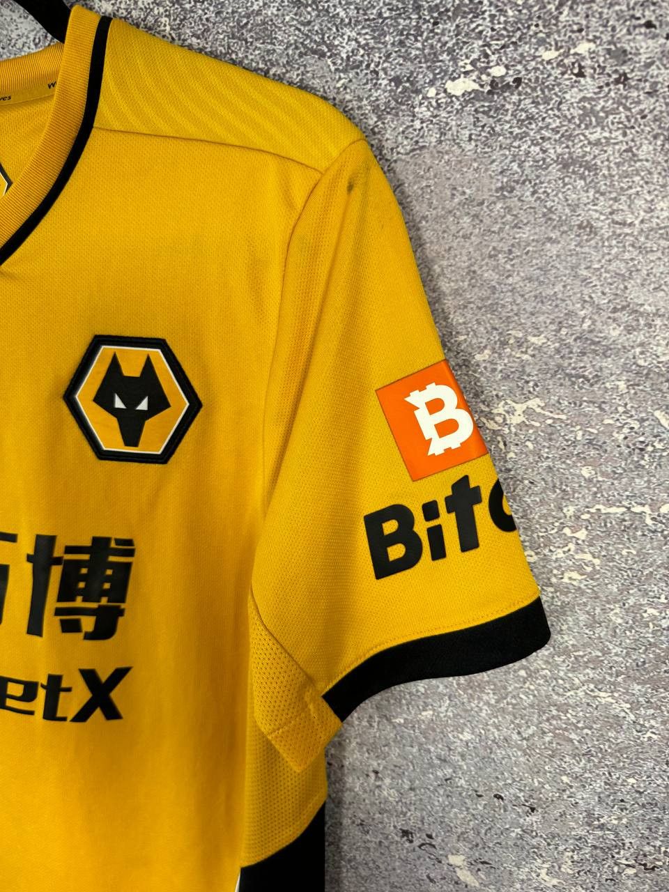 Castore × Vintage Vintage Wolverhampton 2021/22 Castore Soccer Jersey Size US S / EU 44-46 / 1 - 10 Thumbnail