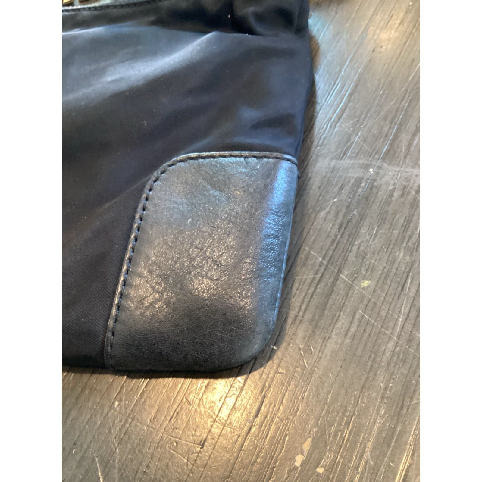 Juicy Couture Juicy Couture Louisa Crossbody Bag Shoulder Nylon Black Gold Chain Strap Small Womens Ulti-Brand Accessories Bag Charm 90s? Size ONE SIZE - 4 Thumbnail