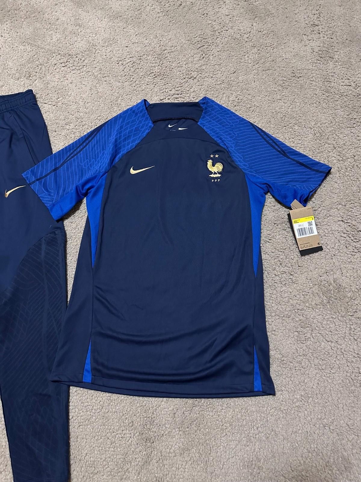 Nike Nike France 2022/23 Football Soccer Training Suit Sz S Size US S / EU 44-46 / 1 - 3 Thumbnail