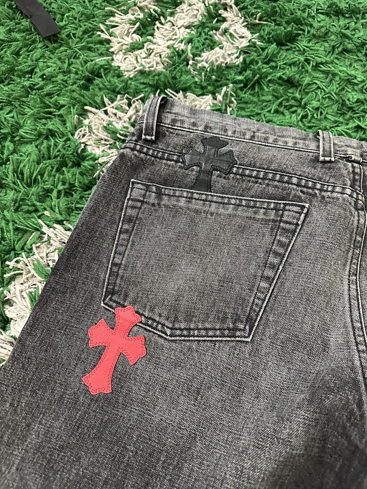 Chrome Hearts Chrome Hearts Black Red Patch Jeans Size US 34 / EU 50 - 19 Thumbnail
