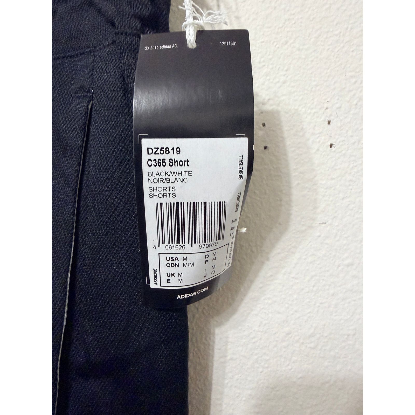 Adidas NWT Men's Adidas C365 black basketball Shorts Sz M $40 MSRP Size US 36 / EU 52 - 3 Thumbnail
