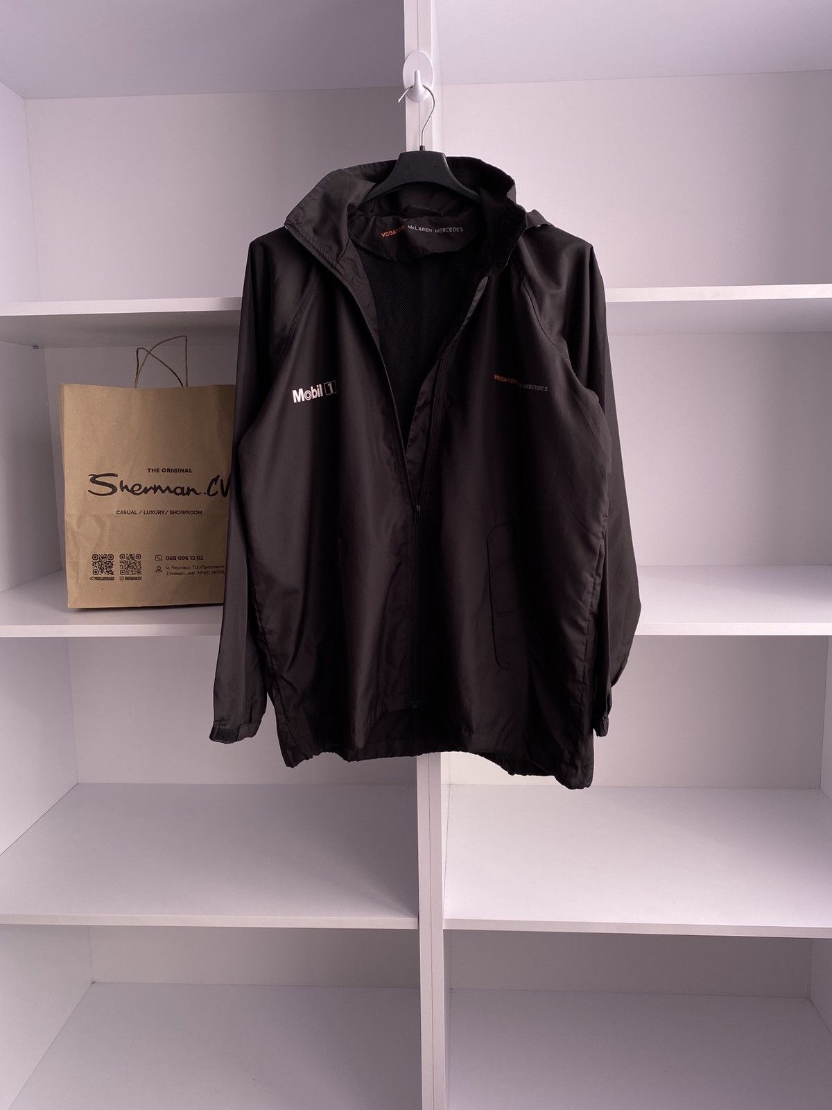 Vintage Vodafone McLaren Mercedes F1 Mobil 1 Black Rain Jacket Size US XL / EU 56 / 4 - 7 Thumbnail